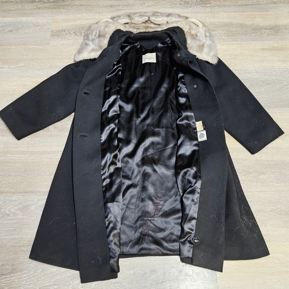 Penningtons Black Cape with Fur Collar Vintage Pure Virgin Wool Very Warm Heavy - Picture 2 of 11